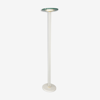 Lampadaire design italien en métal laqué blanc, verre et laiton