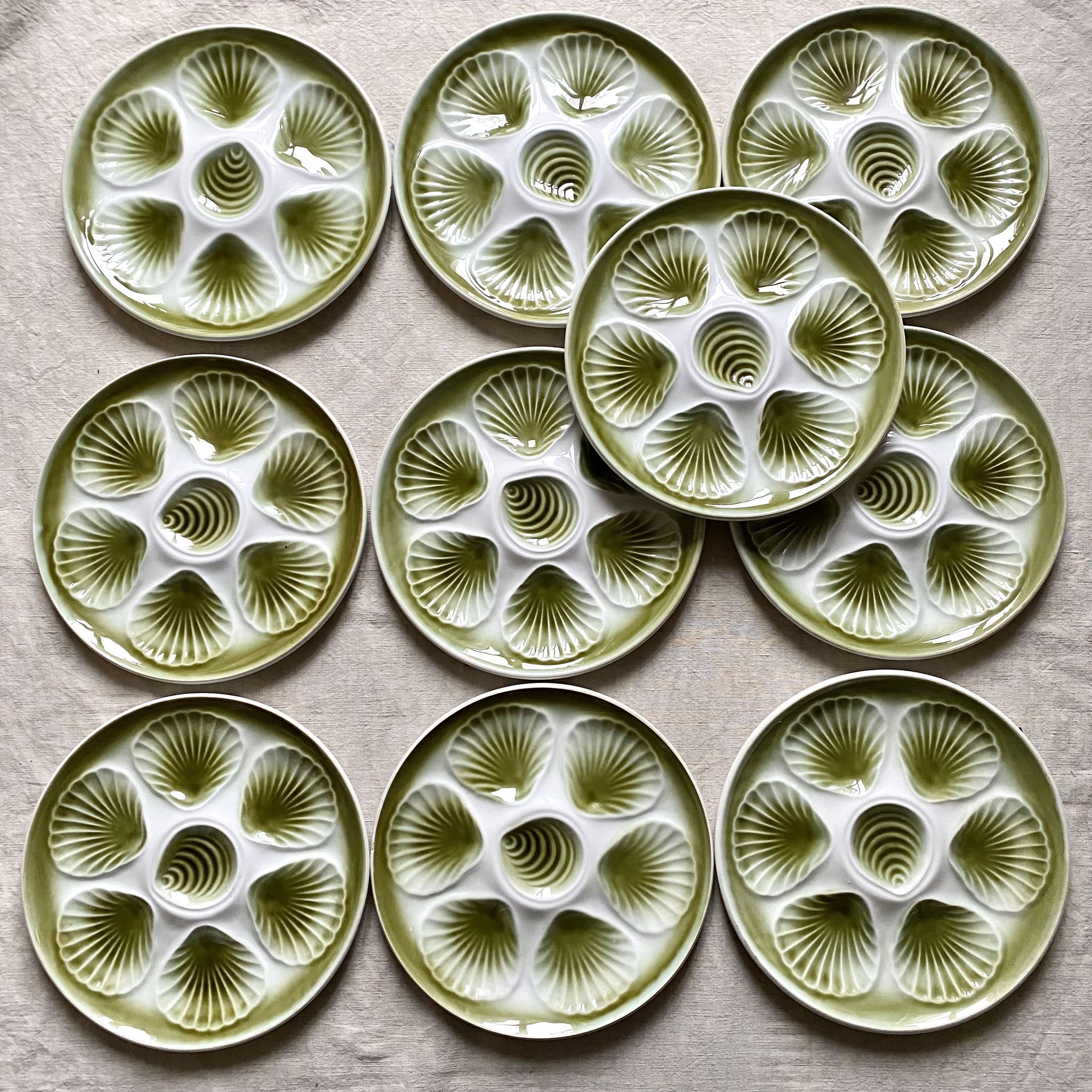Lot de 10 assiettes à huitres Moulin de Loups