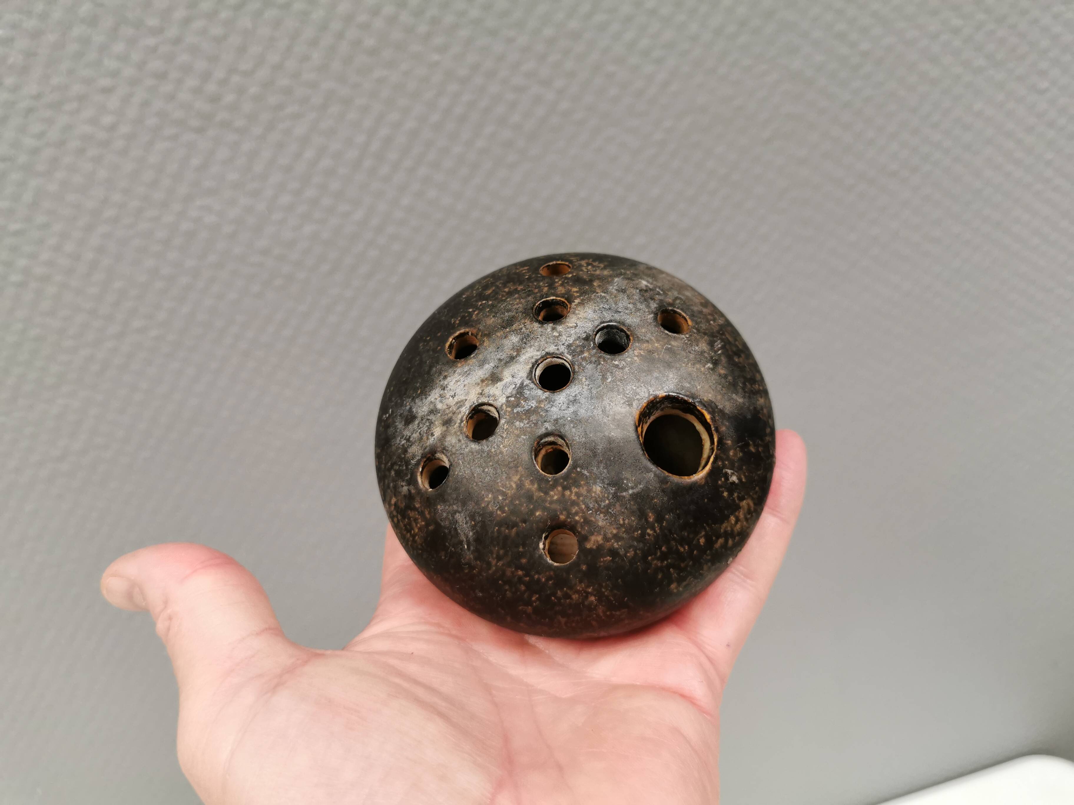 Delicious "mushroom" vase with several "holes"  Danmark 1980s