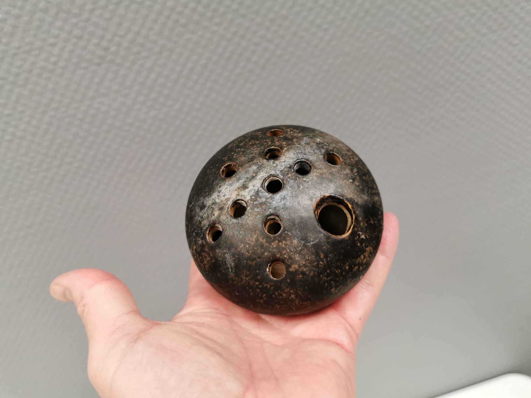 Delicious "mushroom" vase with several "holes"  Danmark 1980s