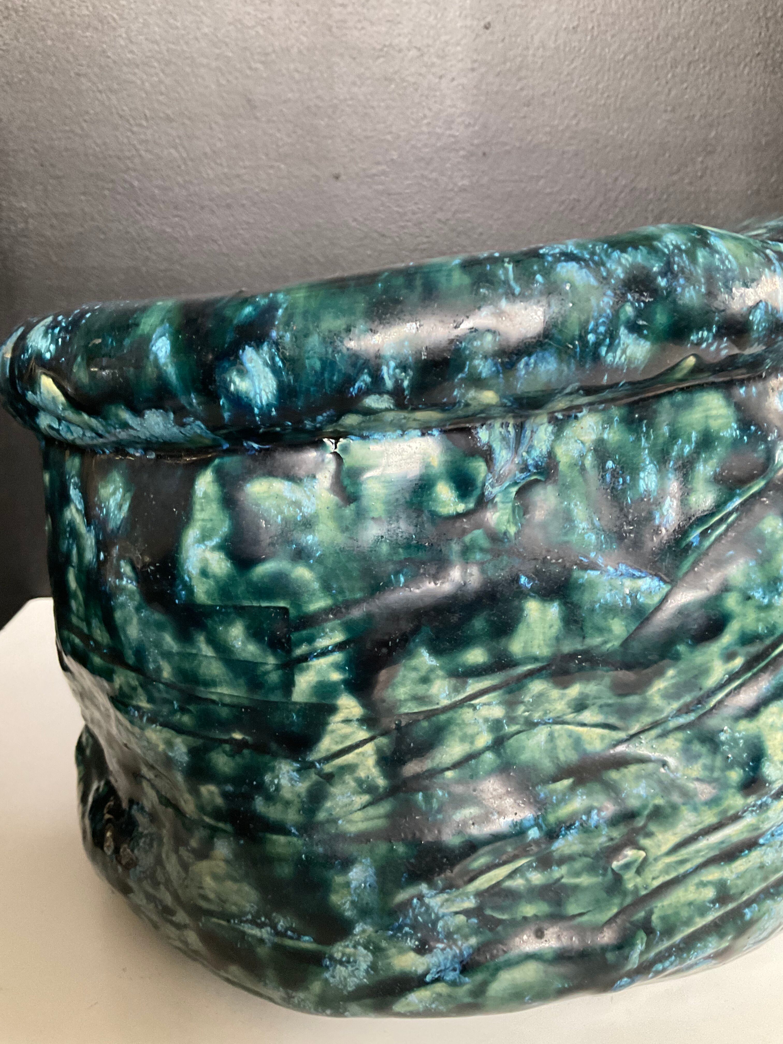 Vintage cache pot in glazed ceramic