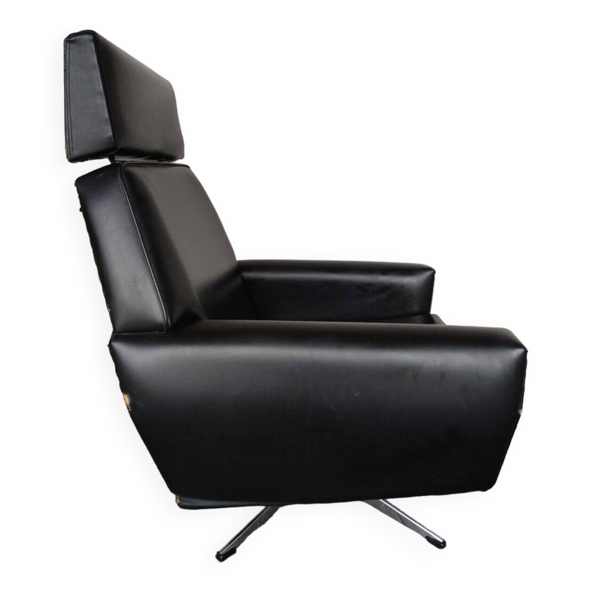 luxury swivel chair 1960s