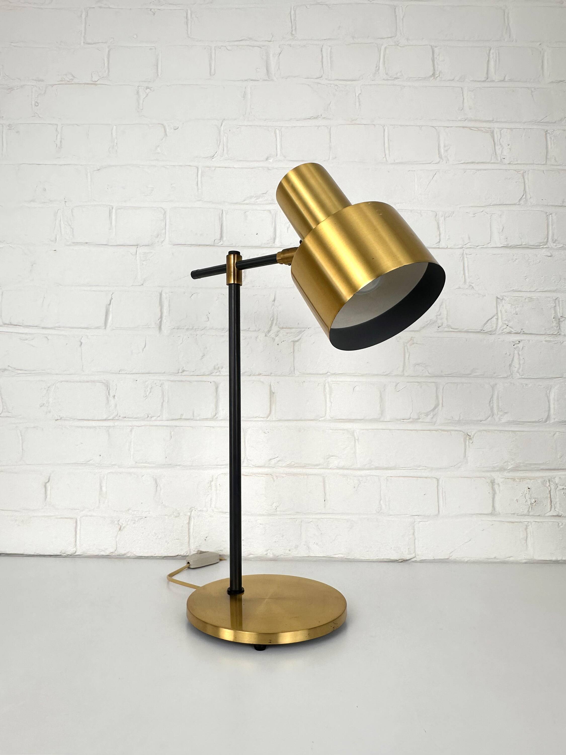 Desk lamp "Lento" Jo Hammerborg, Fog & Mørup, Brass, Denmark, 1960