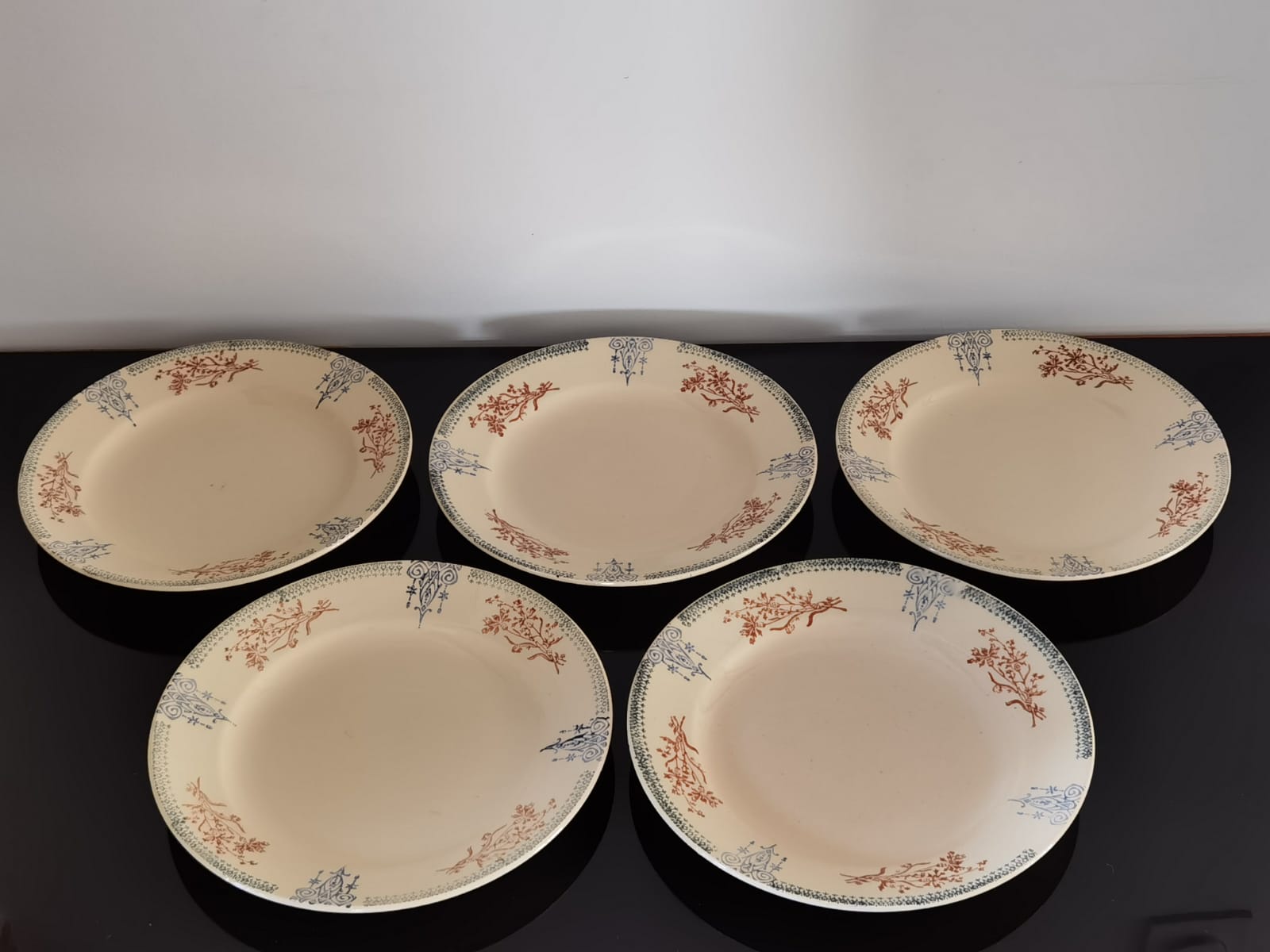 Set of semi-hollow plates Amandinoise St Amand vintage