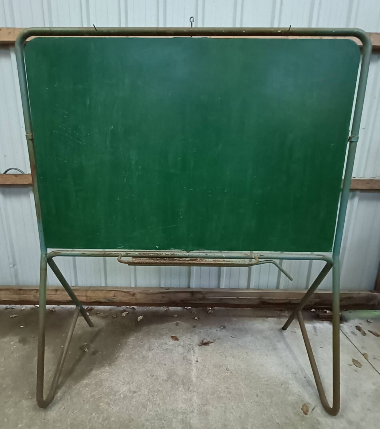 School blackboard from the 50s, rotating blackboard