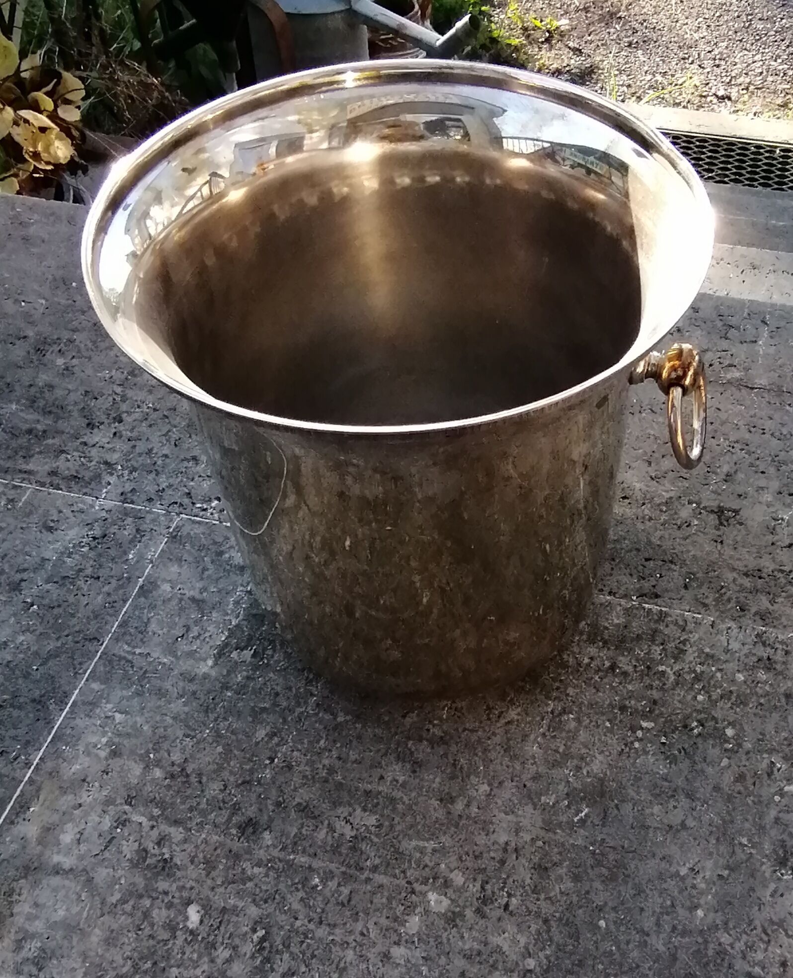 Silver metal champagne bucket