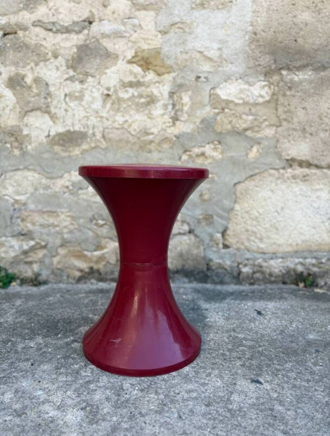 Tabouret tam tam stamp rouge cerise édition originale