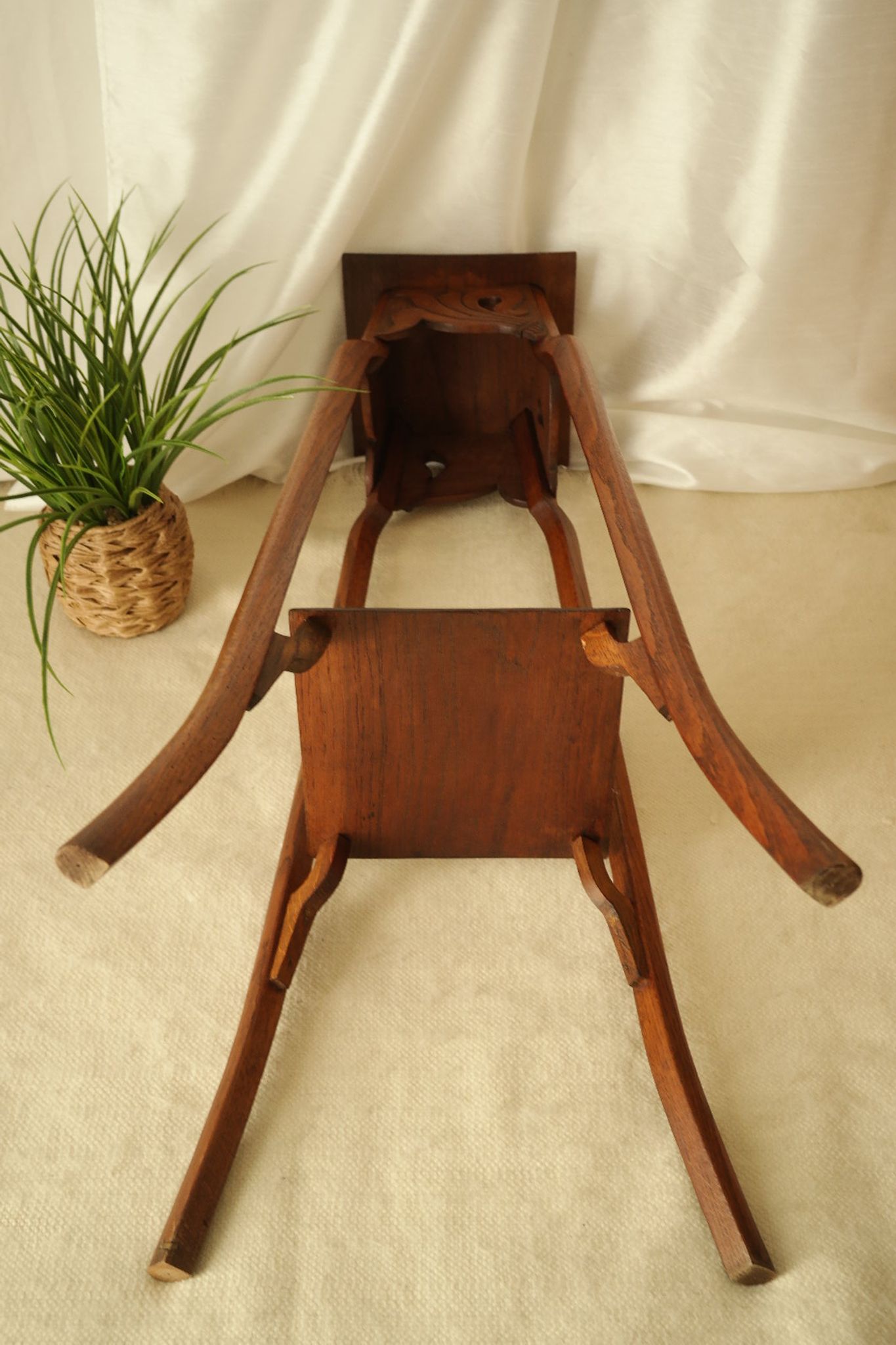 Oak stool from the early 20th century 110 x 46