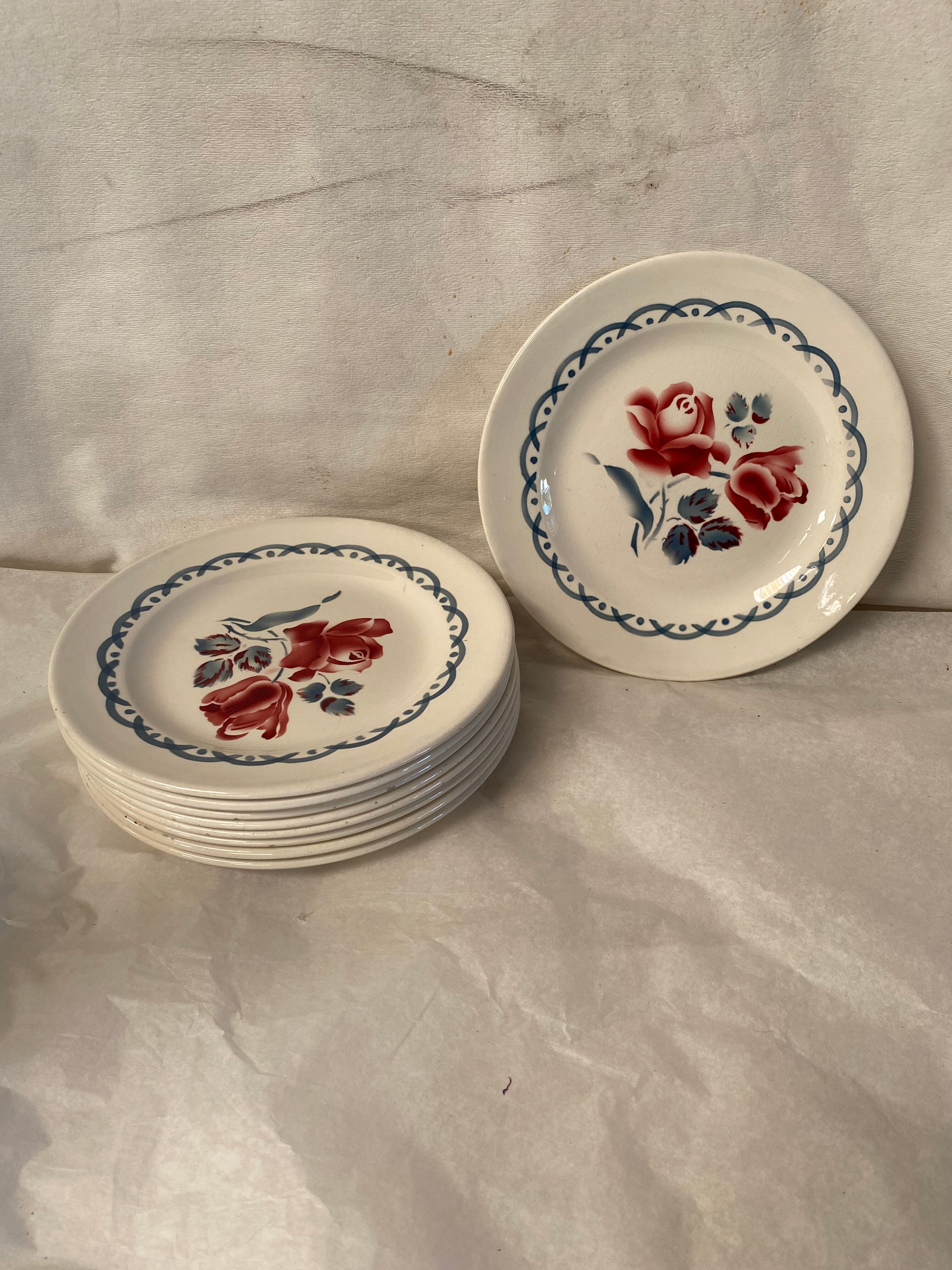 Set of 8 flat plates Digoin Sarreguemines Cannes