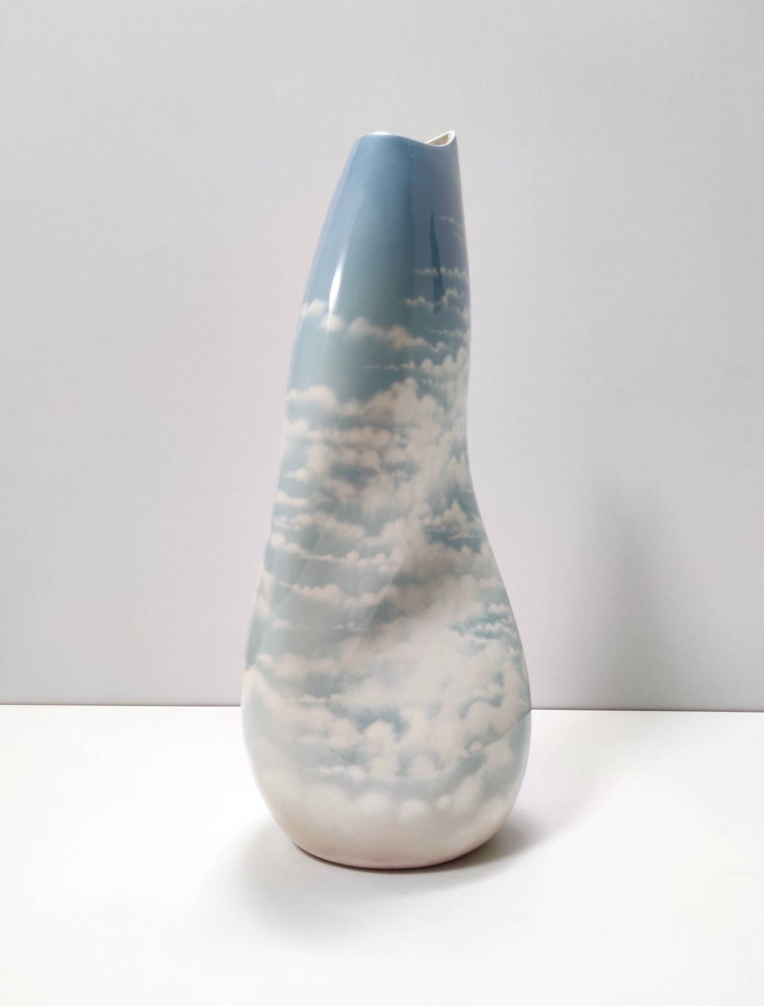 Lacquered and Airbrushed Ceramic Centerpiece /Vase Model Nr 182/2 by Vibi, Italy