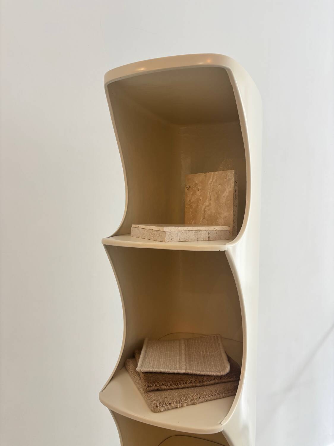 Étagère en ABS laqué beige par Valérie Doubroucinskis pour Rodier, années 70