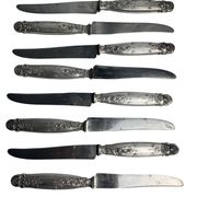 Art de la table, série dix couteaux à fruit argent minerve début XXème