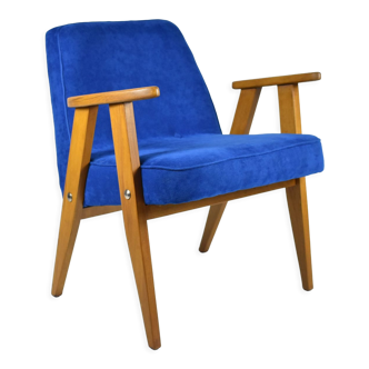 Fauteuil 366 designer J. Chierowski bleu