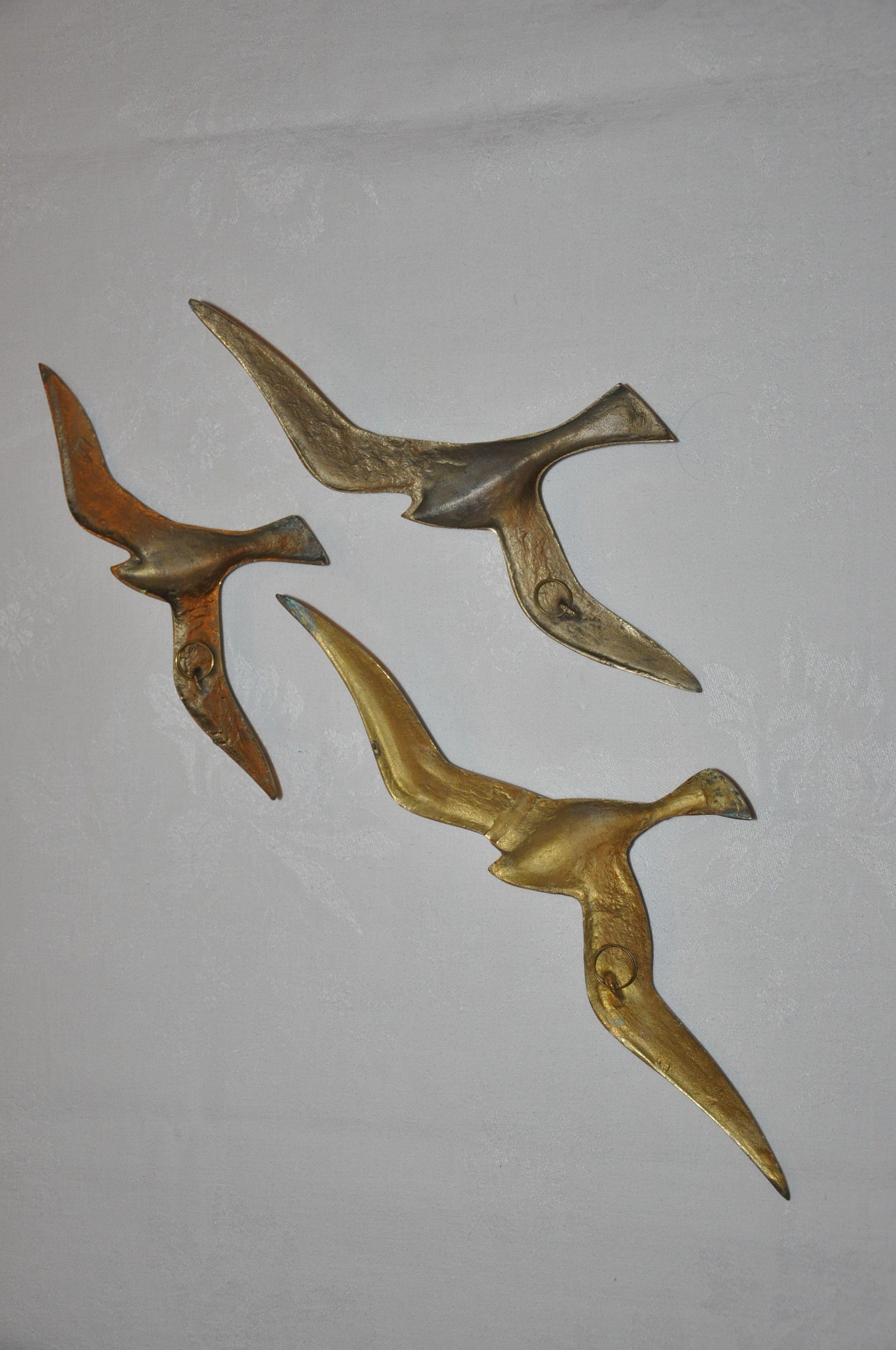Trio of stylized seagulls in gold brass to hang 70s
