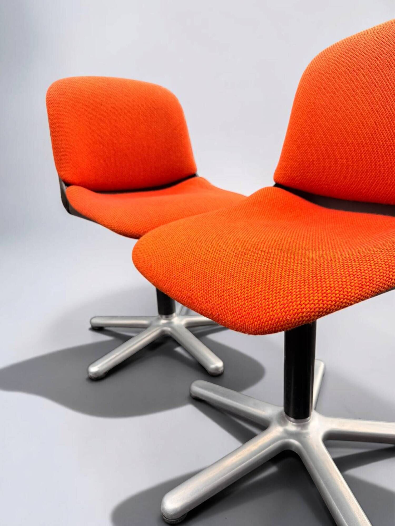 Vintage armchair model 231/5 in orange fabric by Wilkhahn