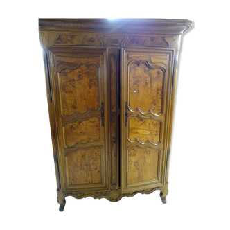 Bressane wardrobe