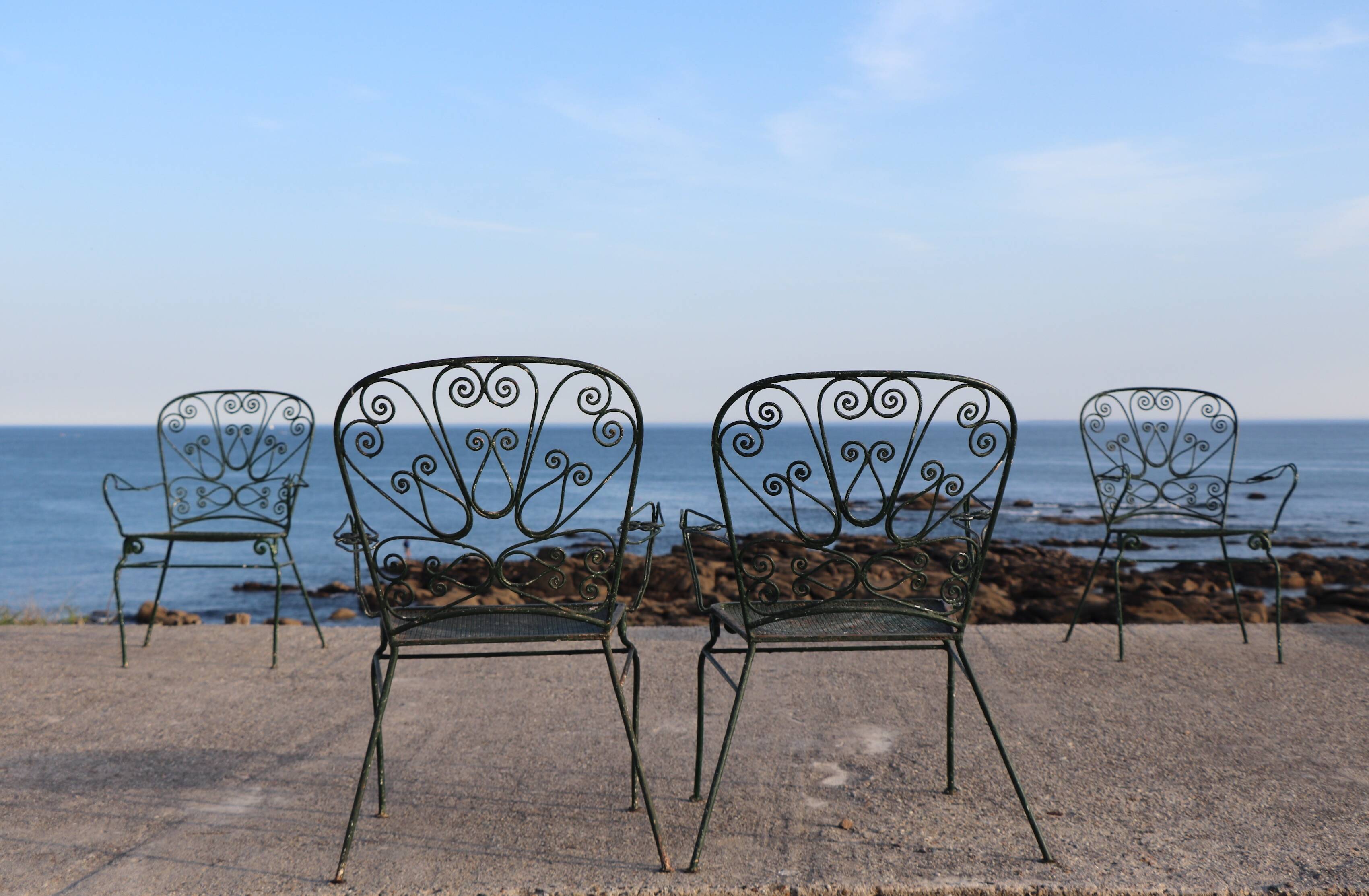Set of 4 wrought iron garden chairs, France, 20th century
