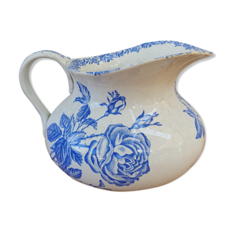 Old pitcher broc