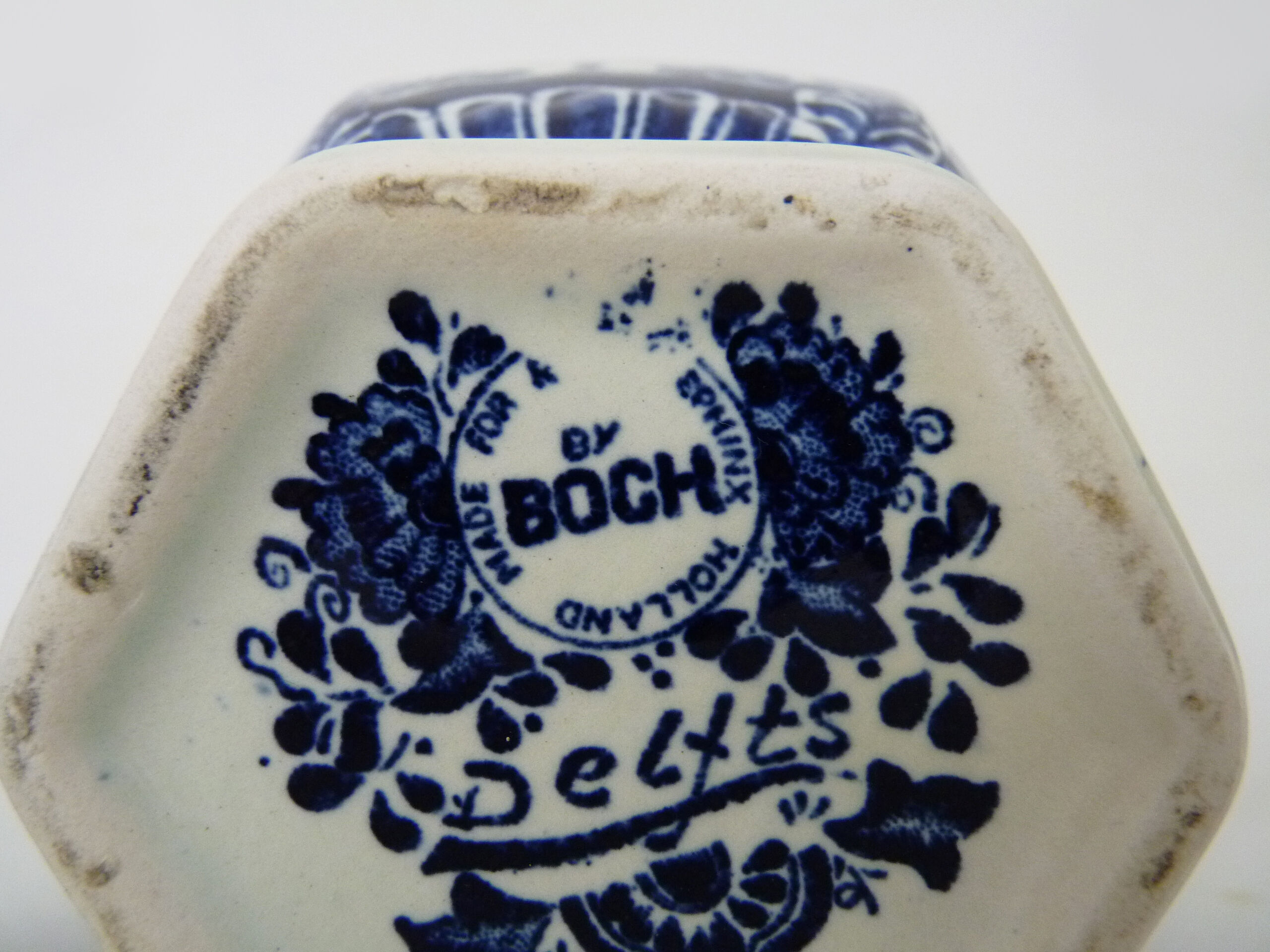 Boch Delfts blue and white sphinx vase, Holland, 50s