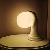 Lampe murale en céramique en forme de main avec sphère de verre années 80
