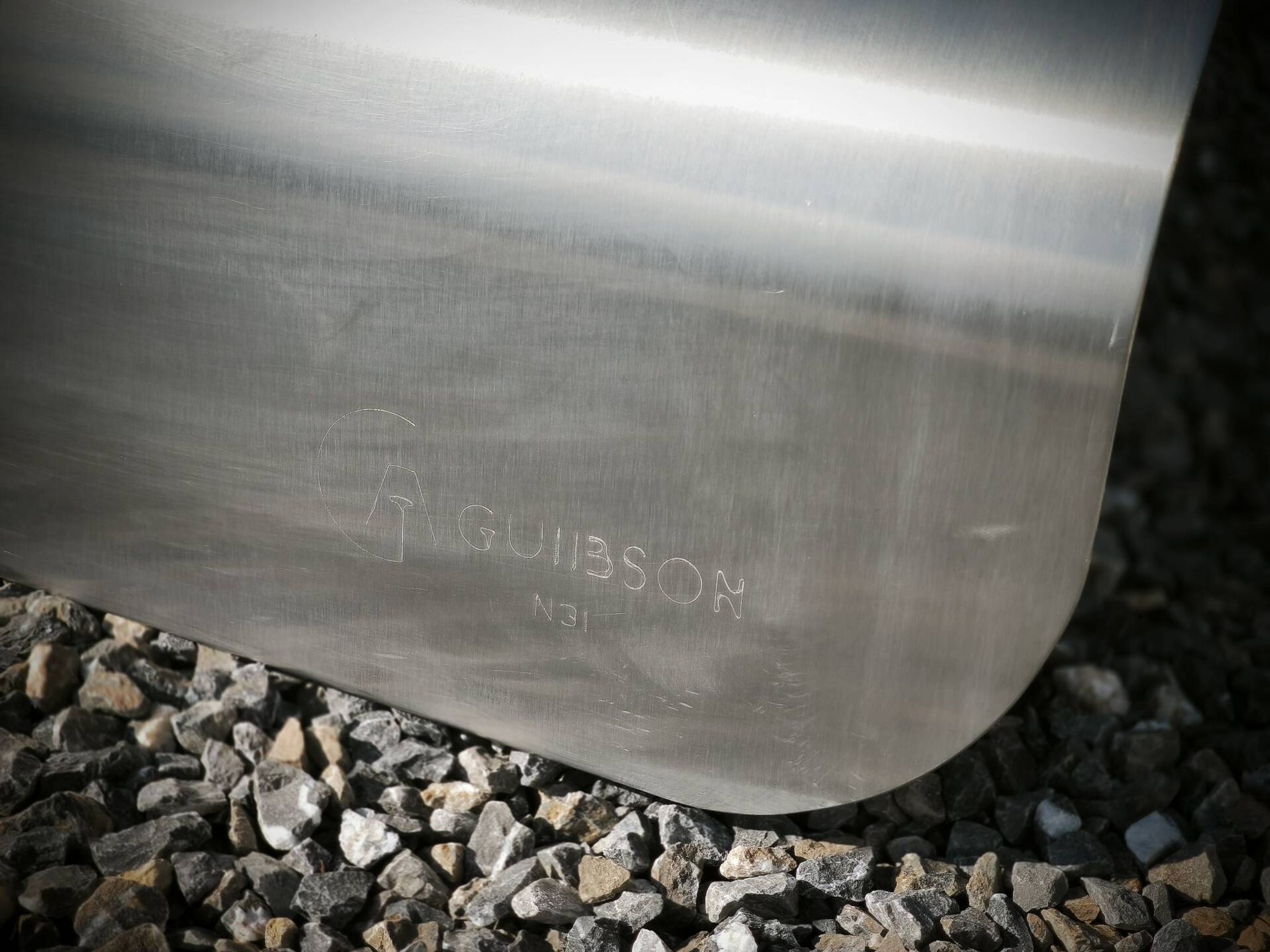 Transall coffee table by Aguibson
