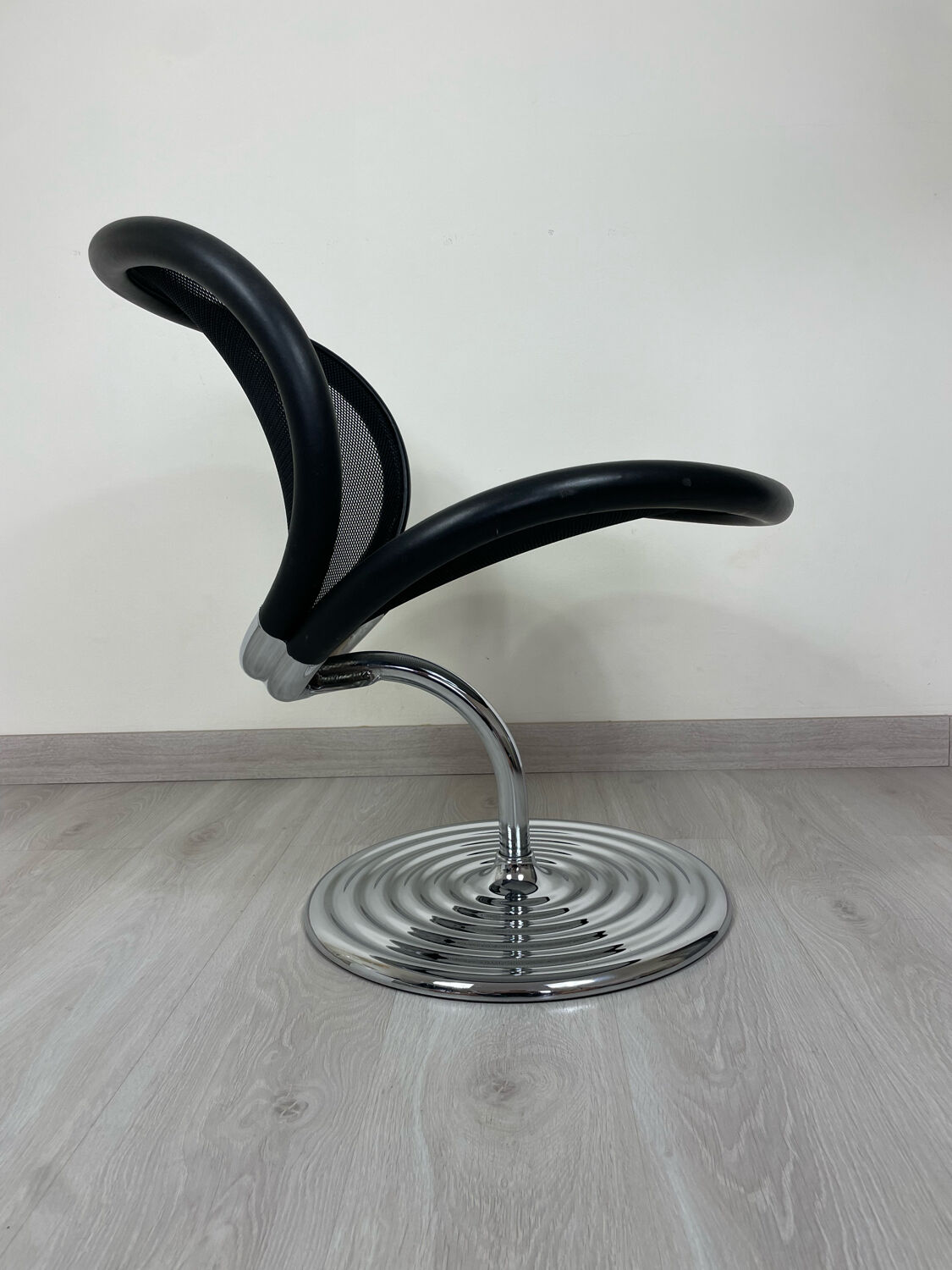 Chaise ‘ o line ‘ de Herbert Ohl pour Whilkhahn