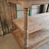 Old drapier table