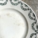 Badonviller round dish in iron clay, "Trianon" service