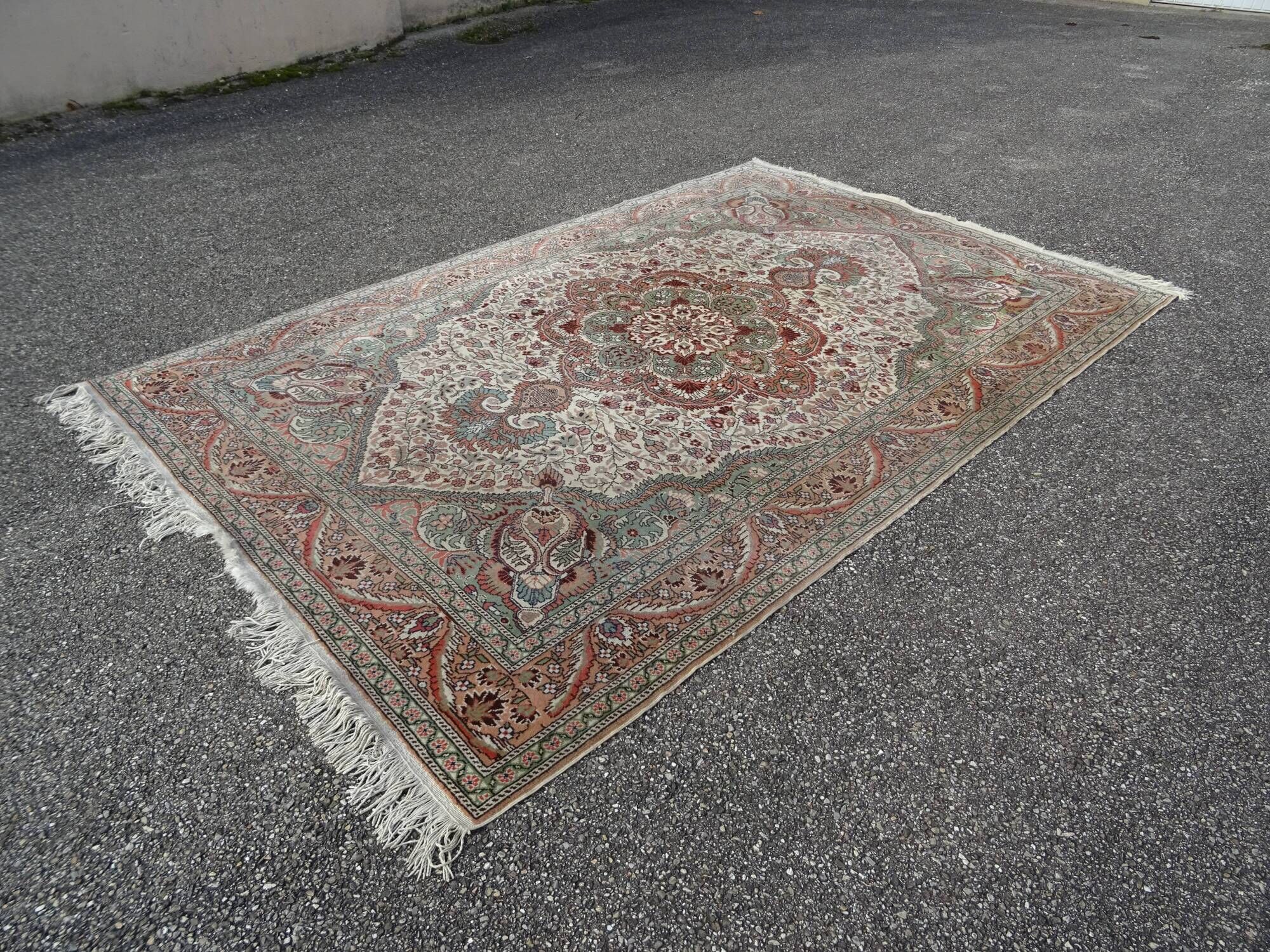 Grand tapis Oriental laine fait main