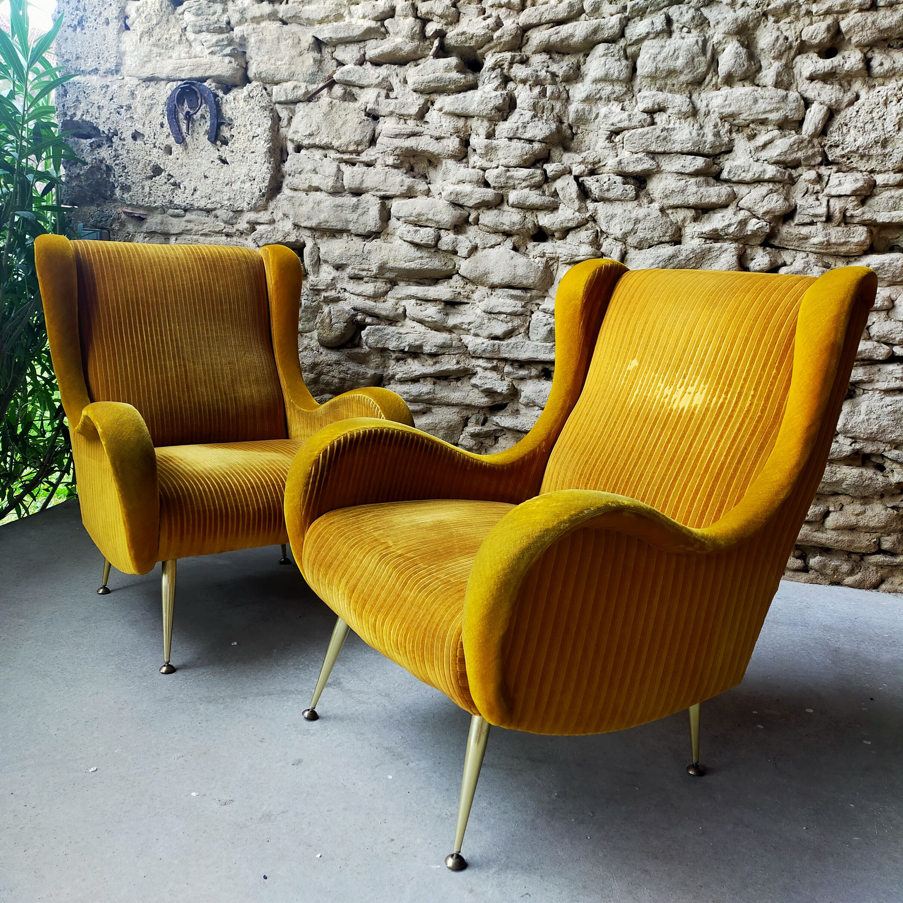 Pair of Italian design armchairs