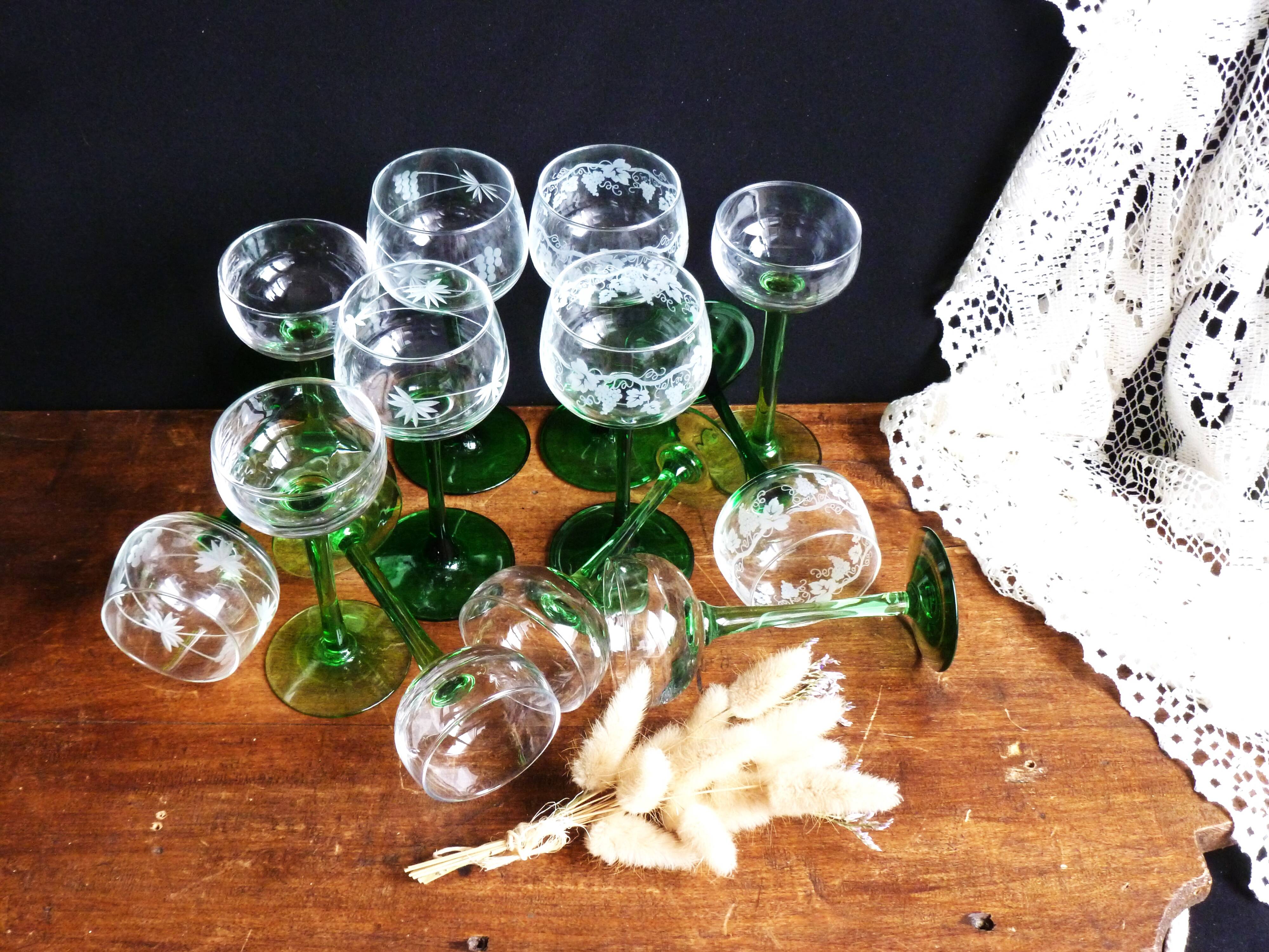 Alsace wine glasses, white wine glasses, green stemmed table glasses.
