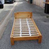 Pine bed