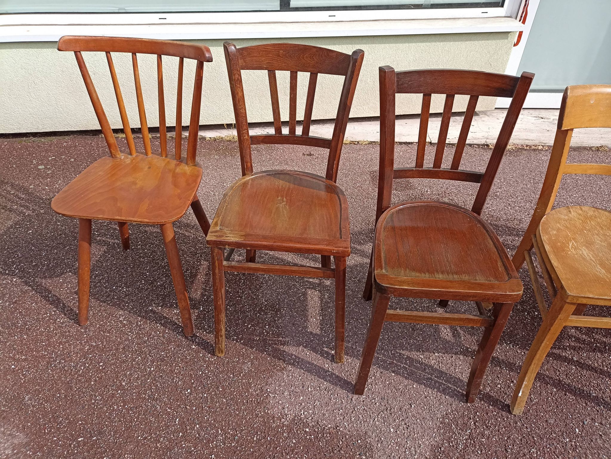 Set of 16 mismatched wooden bistro chairs - vintage - luterma