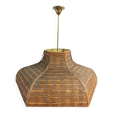 Colonial-style suspension