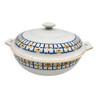 “St Amand” tureen