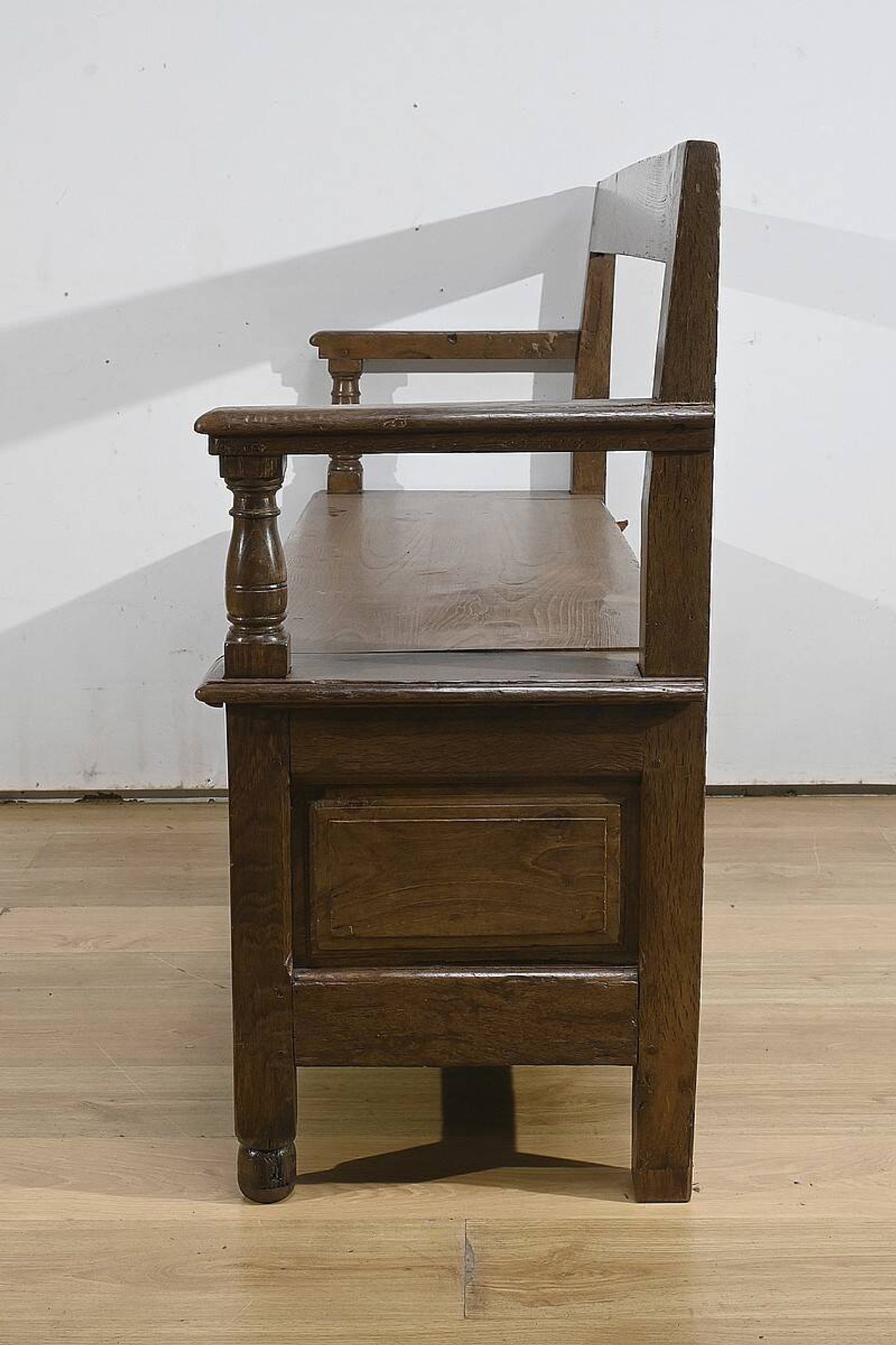Banc Coffre de Palier en Chêne massif – 1920