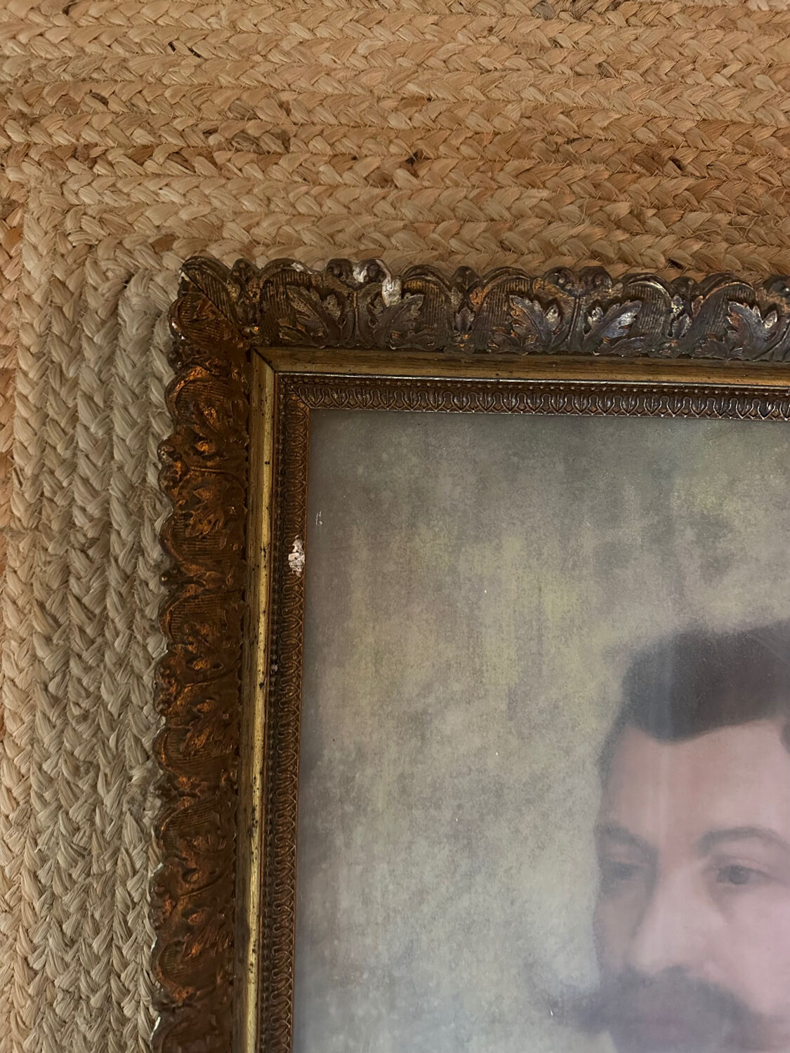 Portrait of a man with a moustache – Original 19th-century pastel – Stucco frame