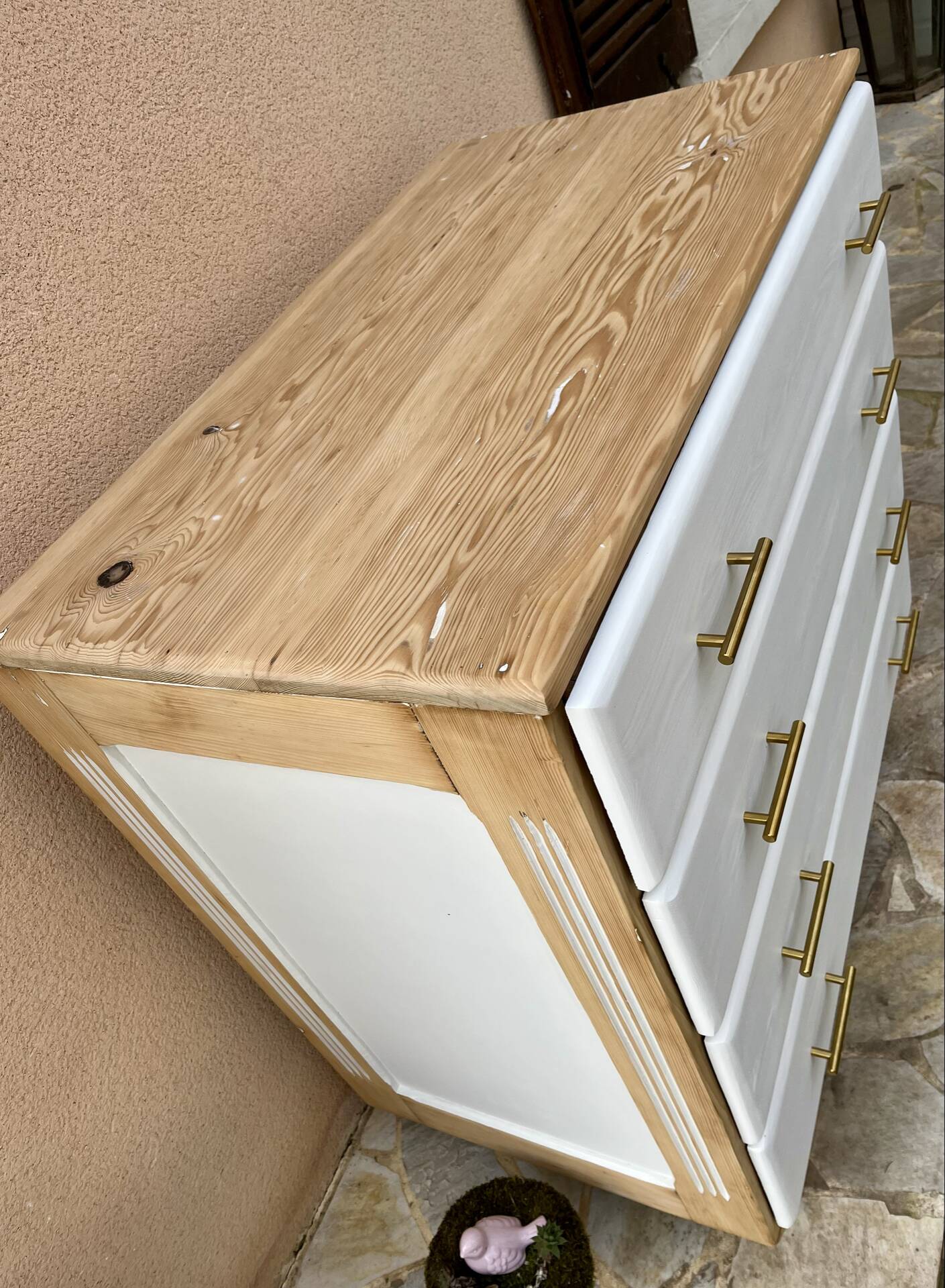 Commode style atelier rénovée blanche et bois
