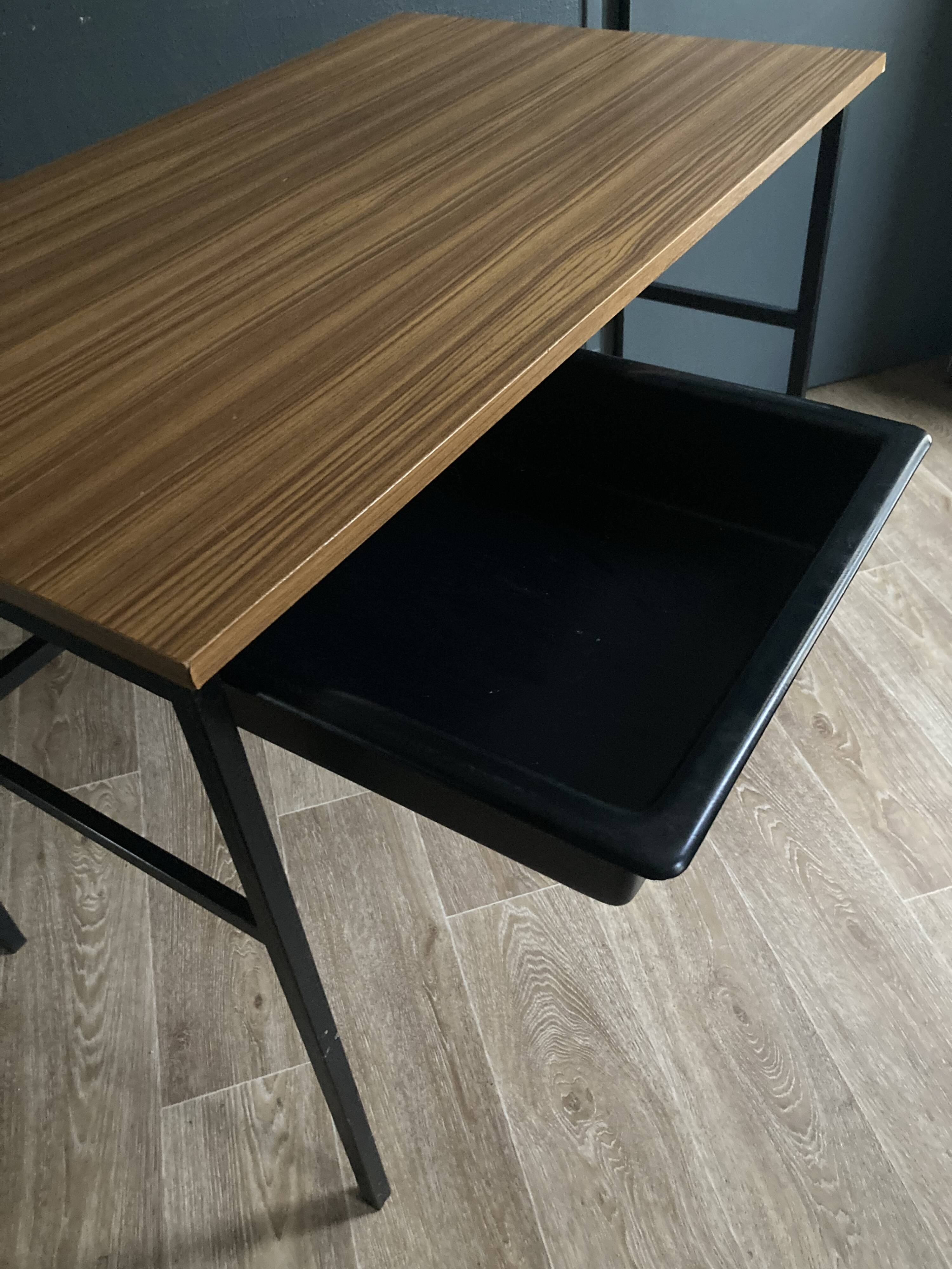Desk by Pierre Guariche, Meurop edition