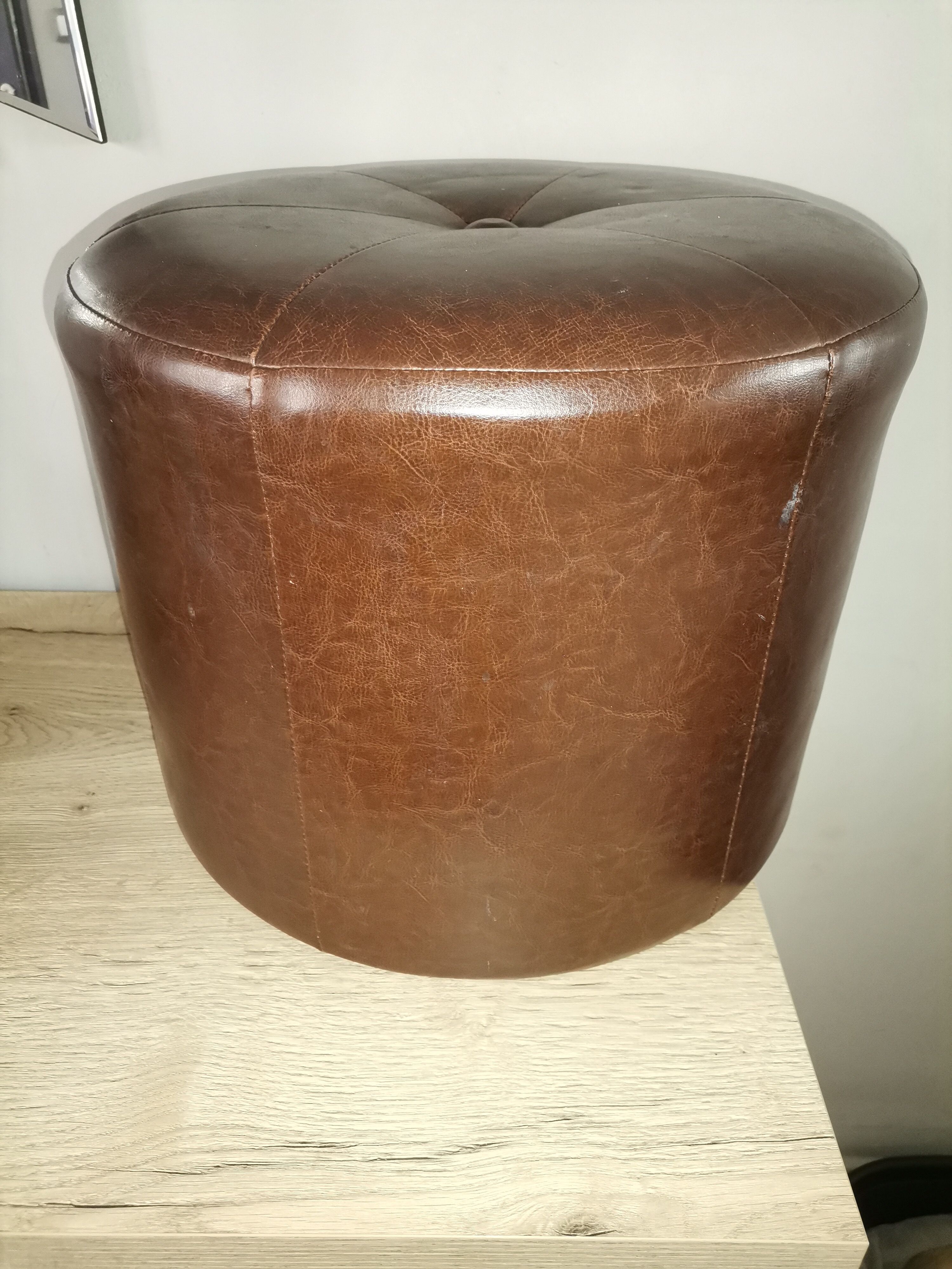 Pouf foot rest vintage leather