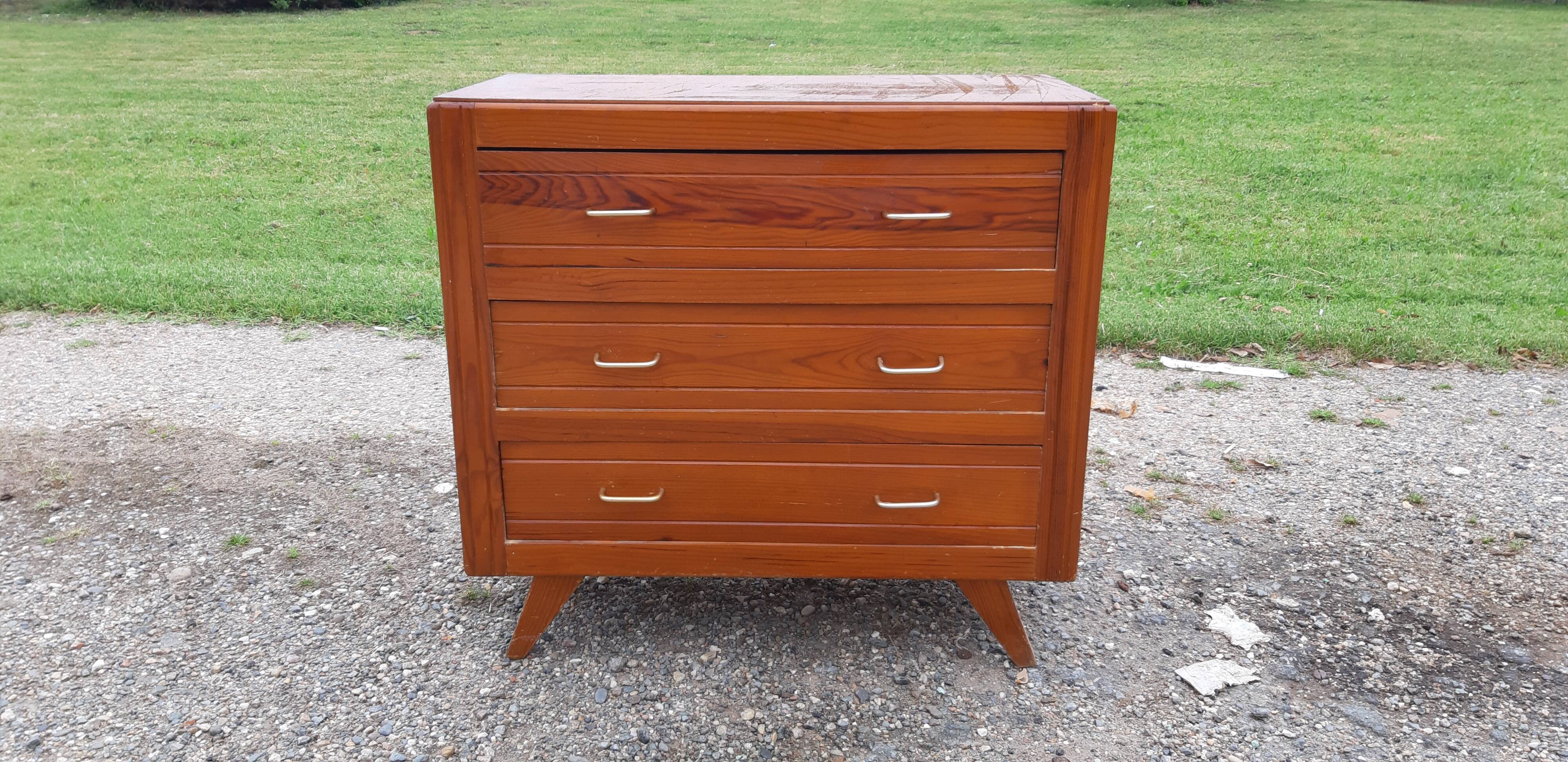 Vintage chest of drawers of the 50s in wood