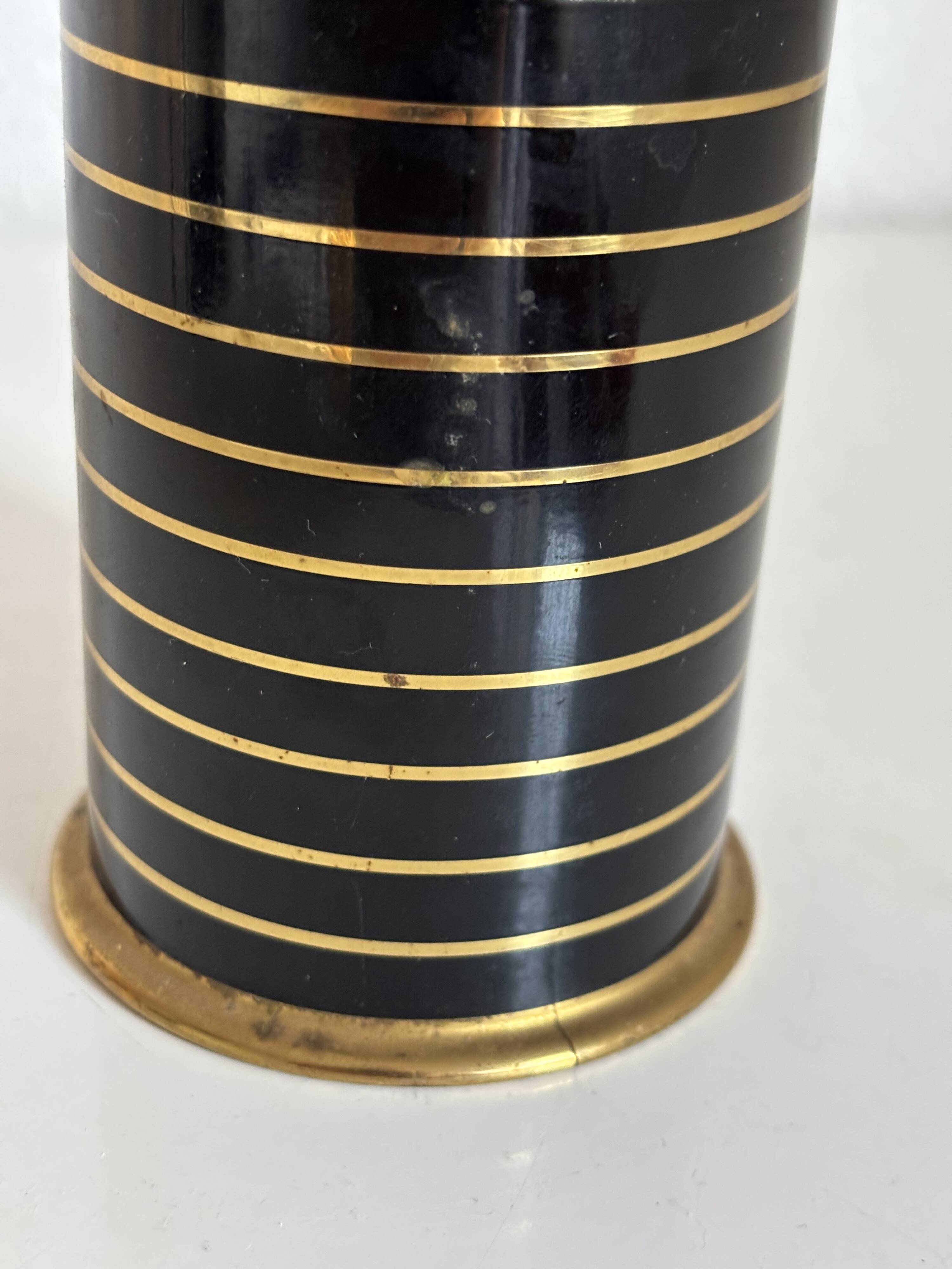 Vintage 1960 black cigarette case with gold stripes - 14 x 7 cm