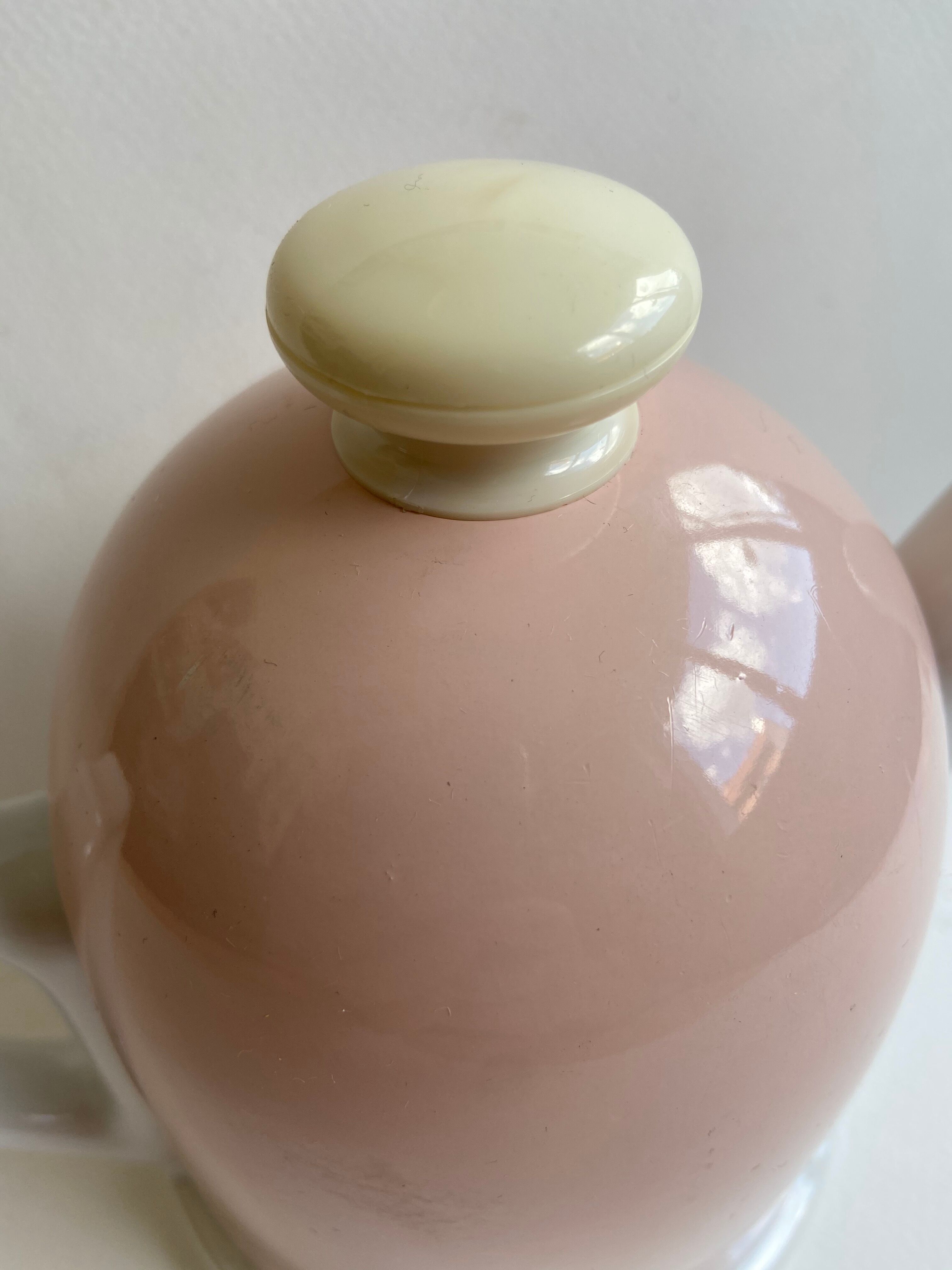 White teapot and powder pink