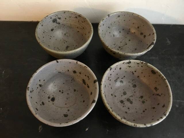 Teapot + 4 bowls in pyrite stoneware from Puisaye, Mr. Isambert Robert Deblander
