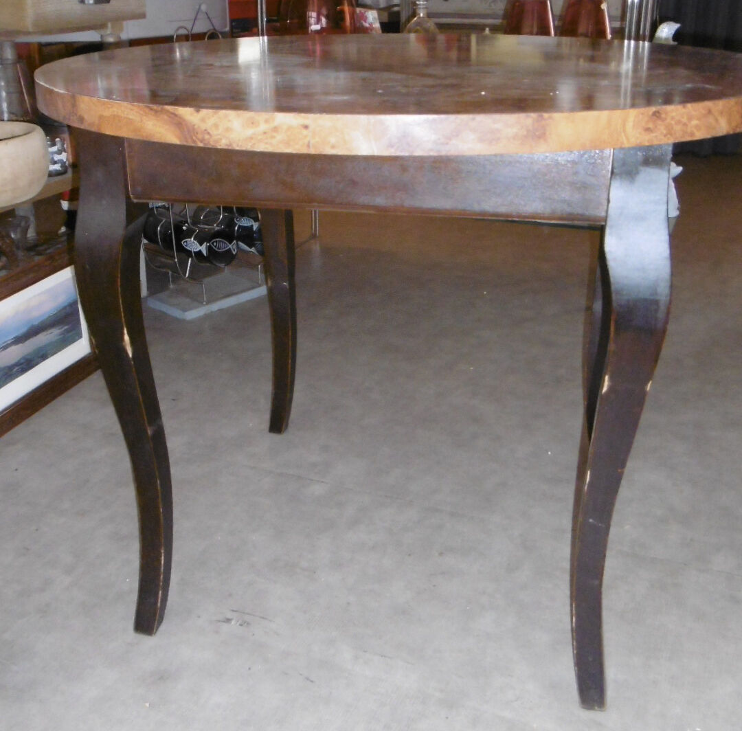 Round table art deco style - elm magnifying glass top and black wooden legs