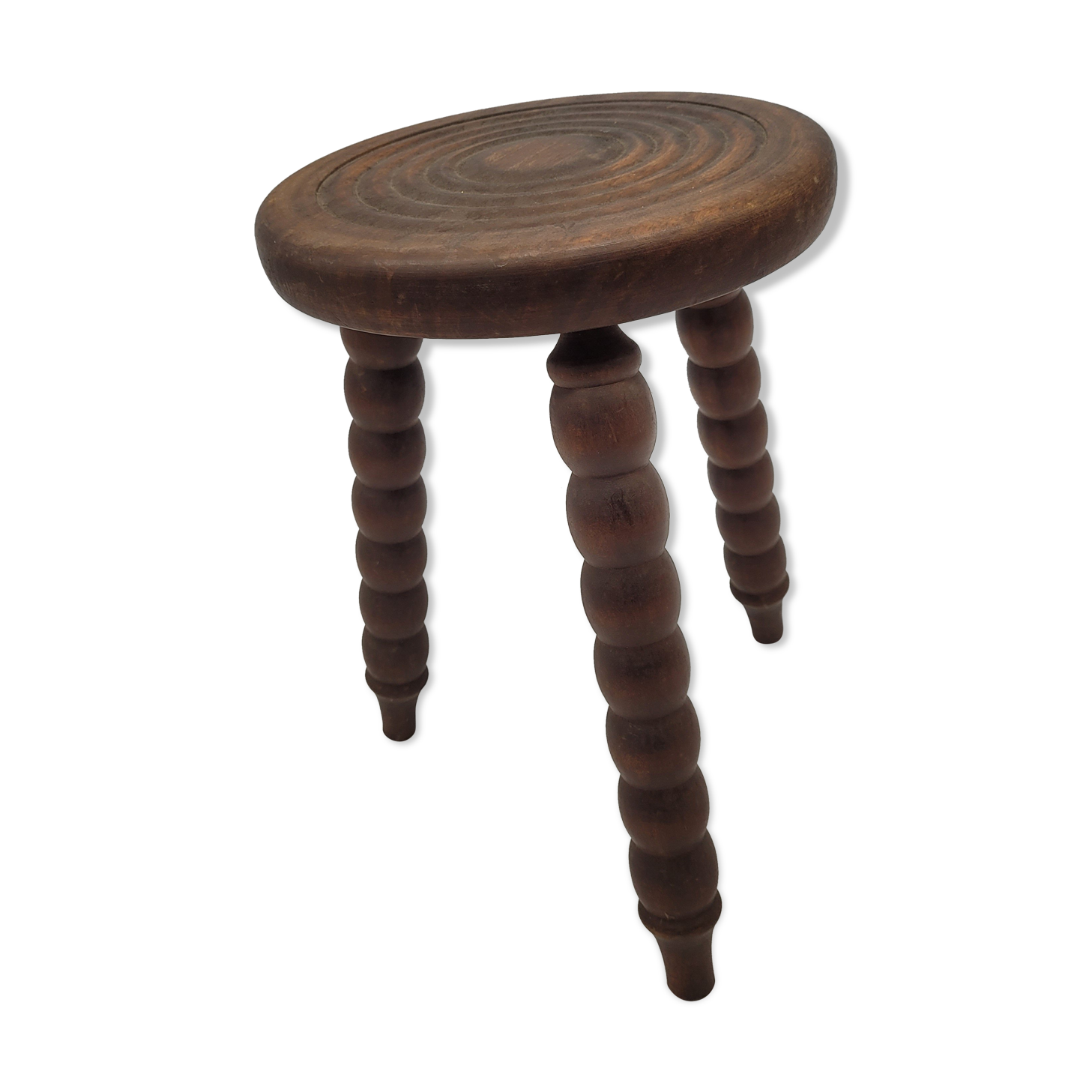 Tripod stool ball lined