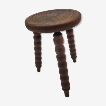 Tabouret tripode boule ligné