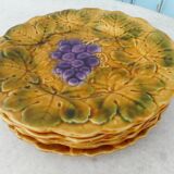 Five plates dessert in dabbling