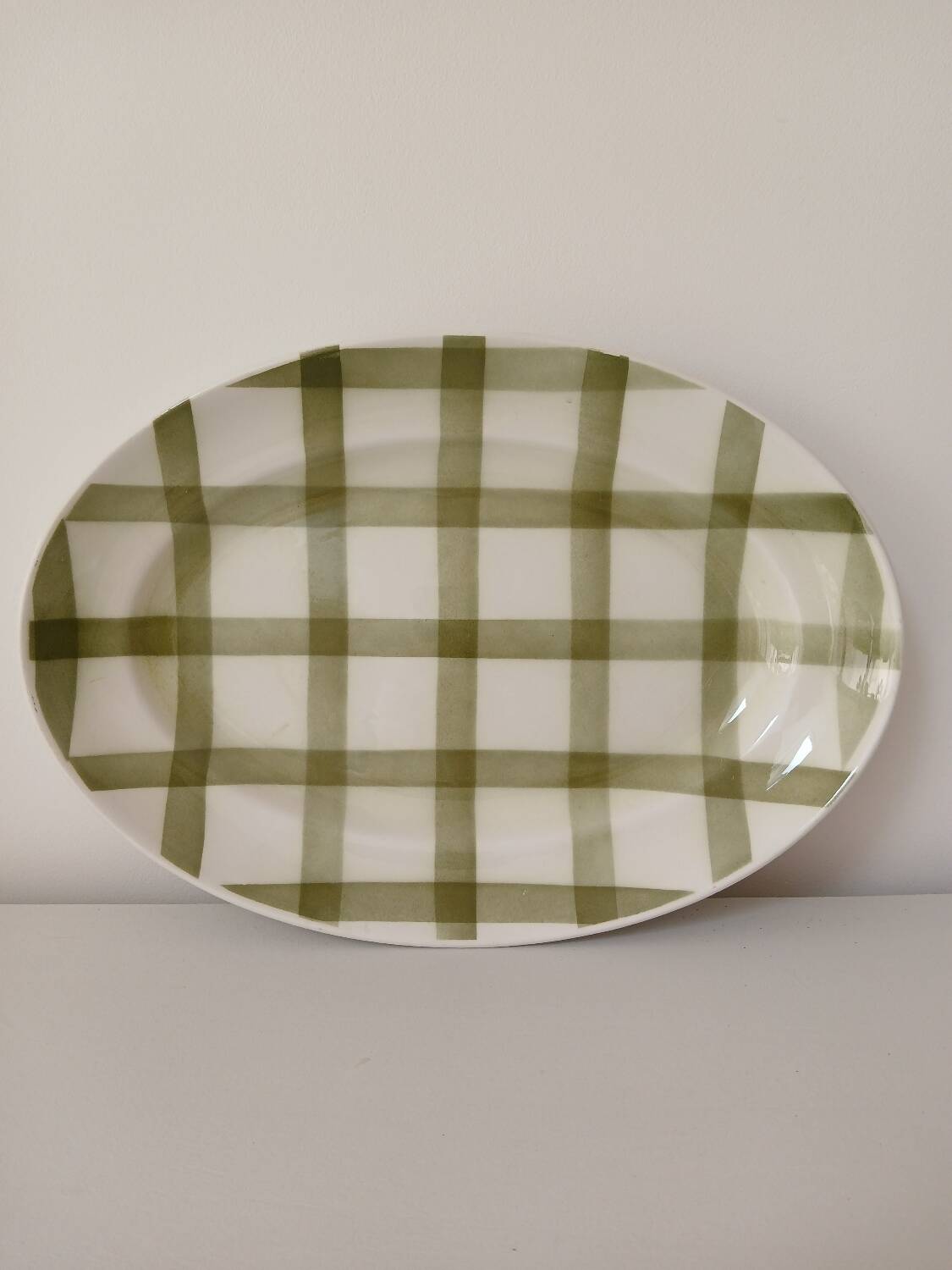Moulin des Loups presentation dish tablecloth model