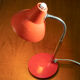 Lampe de chevet rouge
